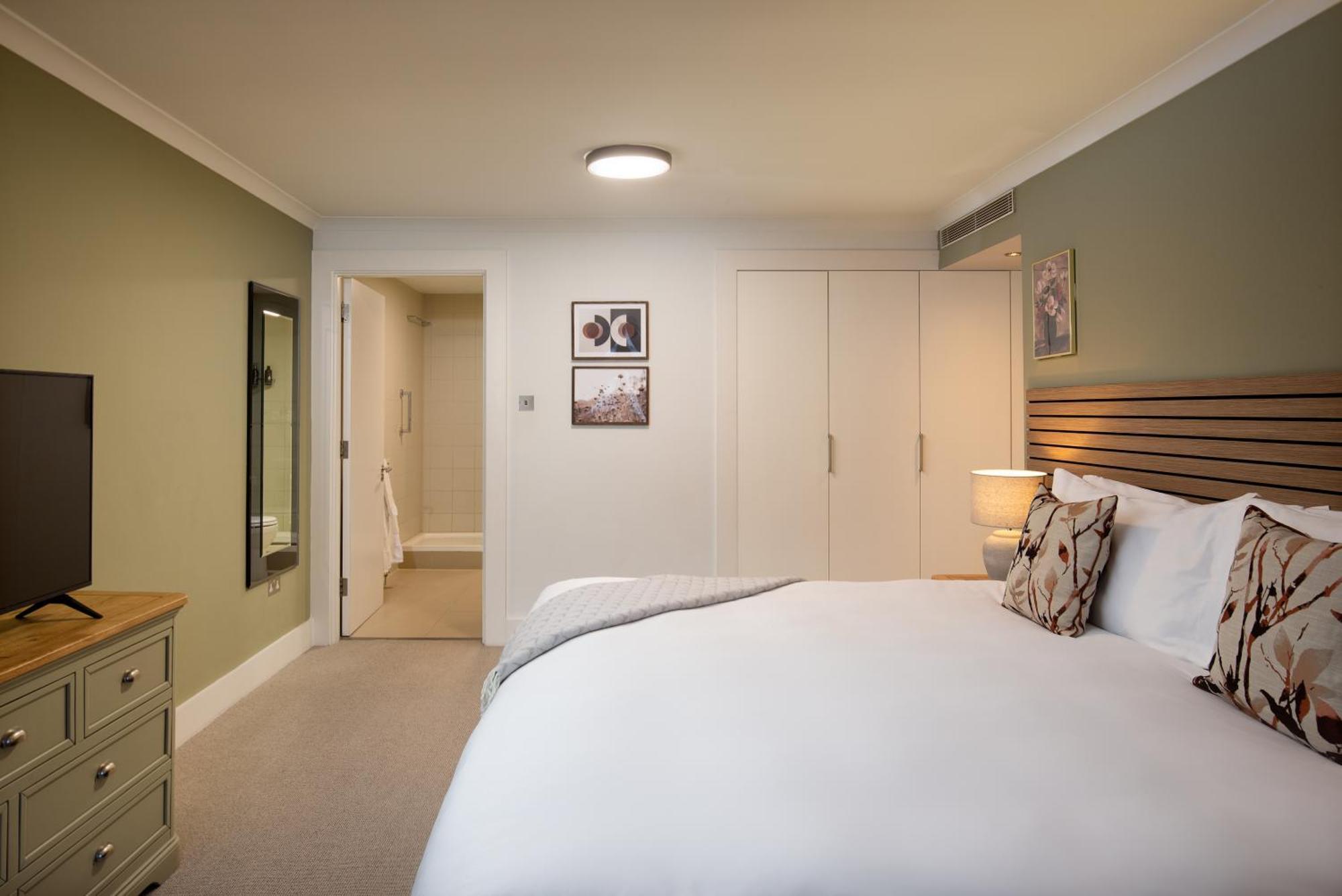 Monarch House - Serviced Apartments - Kensington Londres Exterior foto
